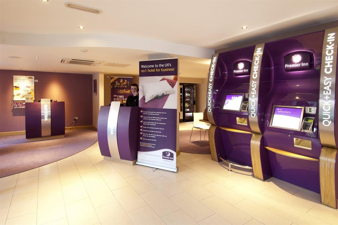 Premier Inn Bradford Central Екстериор снимка